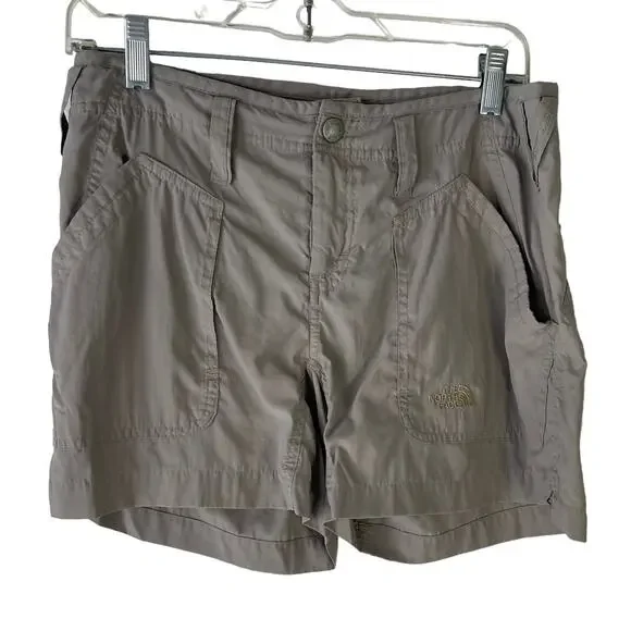 The North Face Women's Size 6 Cargo Khaki‎ Outdoors Shorts