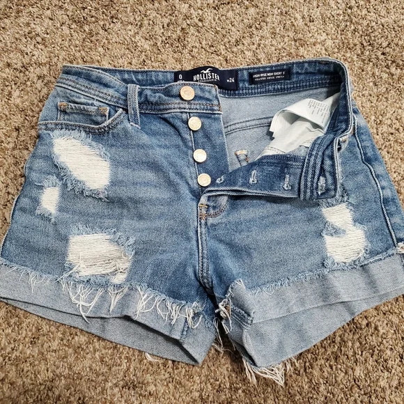 Hollister Button Fly High-rise Mom Shorts 3
