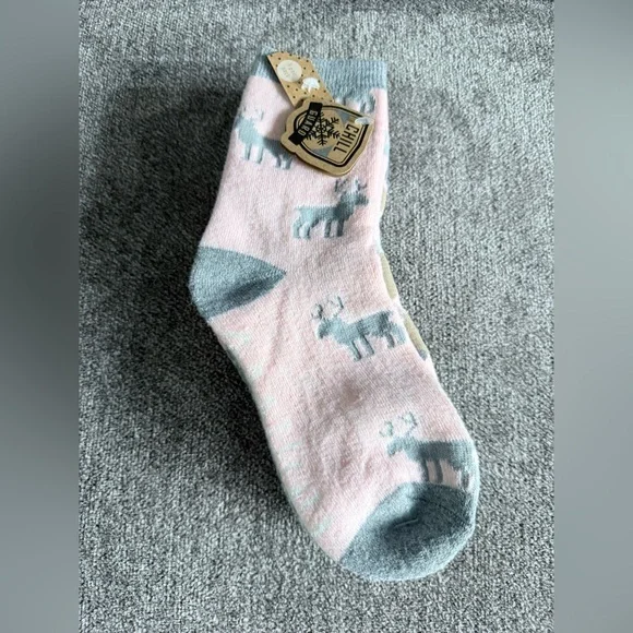 NWT GAA HUU 3-pk kids thermal insulated socks