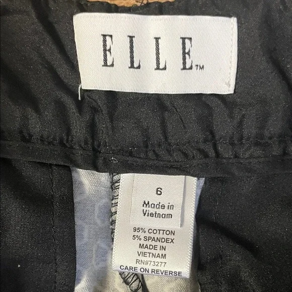 ELLE Shorts Cotton Geometric Floral Print Black White Size 6 Summer Chic