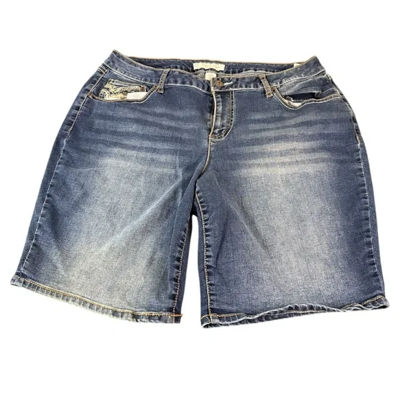 Est 1946 Denim Shorts Womens Size 16W Embroidery Stretch Classic (429