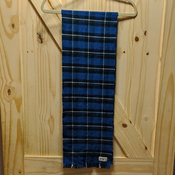 Abercrombie & Fitch Cashmere Blue Plaid Scarf with Fringe