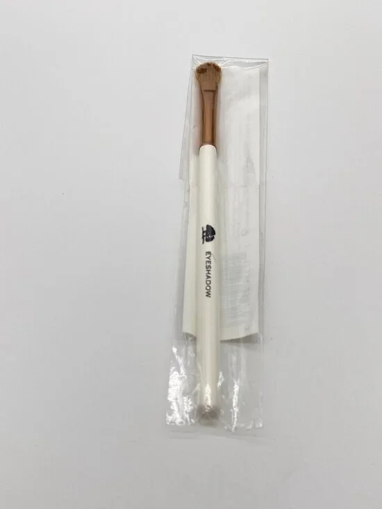 Origins Eyeshadow Placement Brush