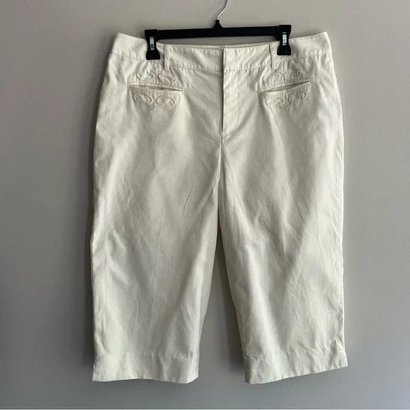 Ralph Lauren Cream Women's Bermudas size 12