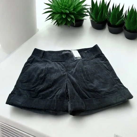 NWT EXPRESS Corduroy Black Low Waist Women’s Size 0
