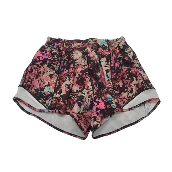 Lululemon Hotty Hot LR Short 4