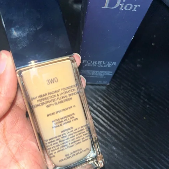 Dior Forever Skin Glow Foundation - 3WO