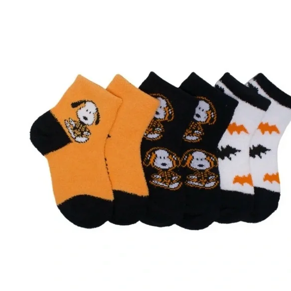 🔴3/$12 - Snoopy Halloween Themed Socks Set!‎ Size 2T-3T