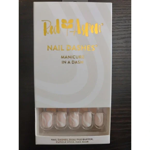 Red Aspen Nail Dashes- Swirls & Whirls, Roberta NEW Short nails Pop on Manicure