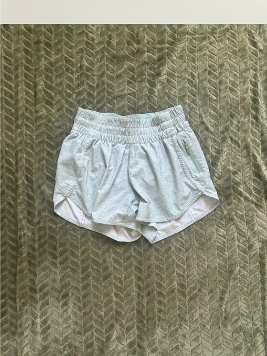 Women’s Lululemon jade green size 4 shorts