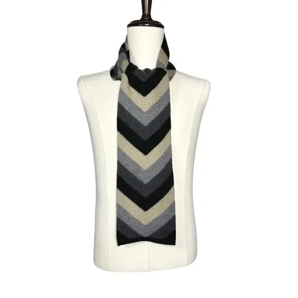 Banana Republic | Men | 100% Wool Navy Neutral Chevron Classic Knit Scarf | OS