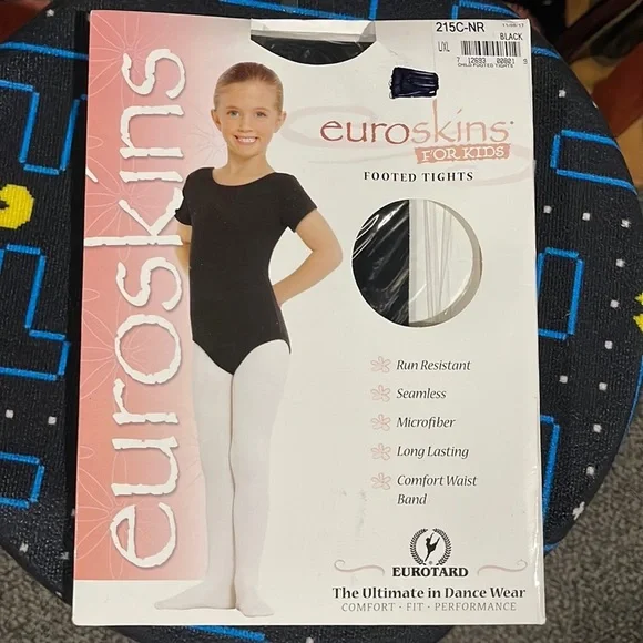 New kid’s Euroskins black tights