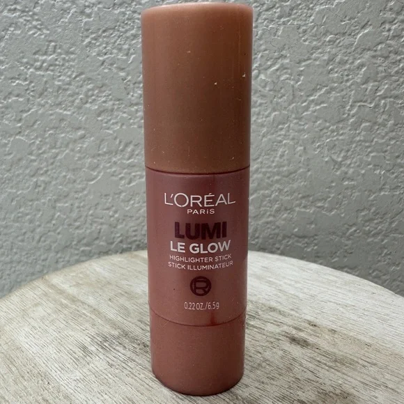 $5 🌙 L’Oréal Lumi Le Glass and Glow Highlighter Stick 640‎ Glowy