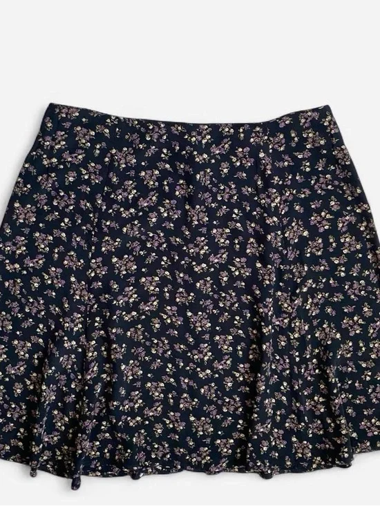 Vintage 90s floral mini skirt
