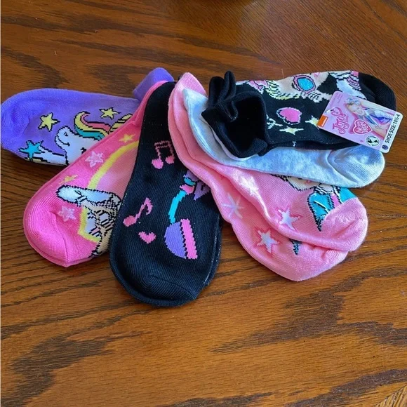Jojo 10 1/2-4 No Show Socks