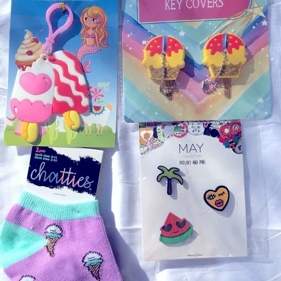 Socks  ICE CREAM & Key covers & key chain!! Fun !!