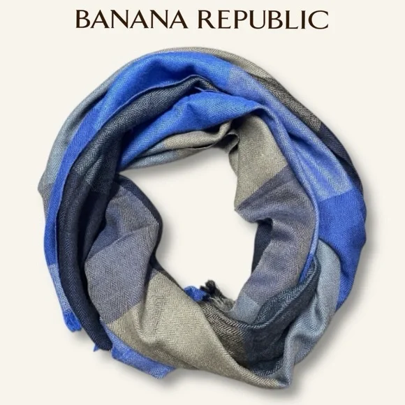 Banana Republic Elegant Blue & Gray Wool Scarf