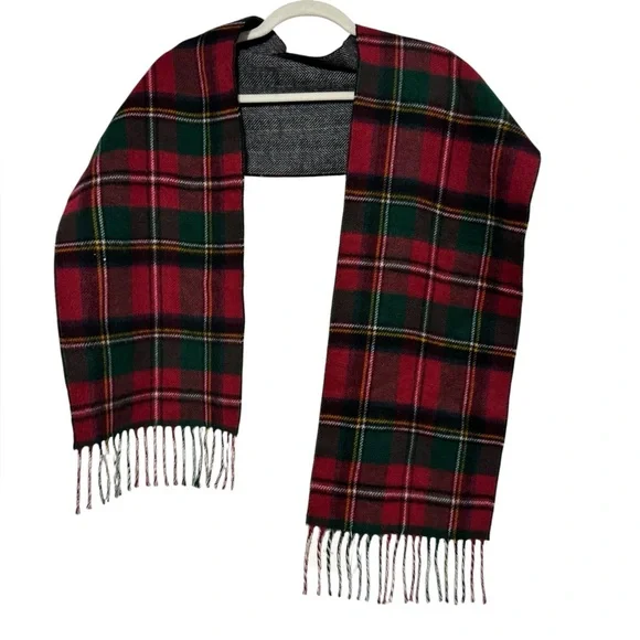 Chaos NwT Plaid‎ Herringbone Fringe Scarf Red Green Holiday Christmas Festive