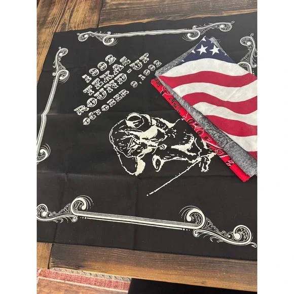 Vintage 90s Bandanas Set‎ of 4 1992 Texas Round Up Rodeo Biker USA Flag Paisley