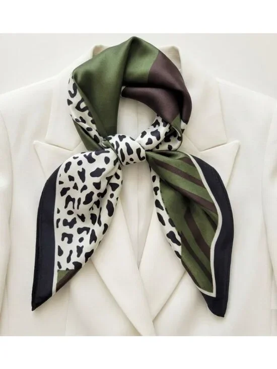 ✨Elegant Bandana Square Silky Scarf BLACK Green Animal Print Versatile Shawl New
