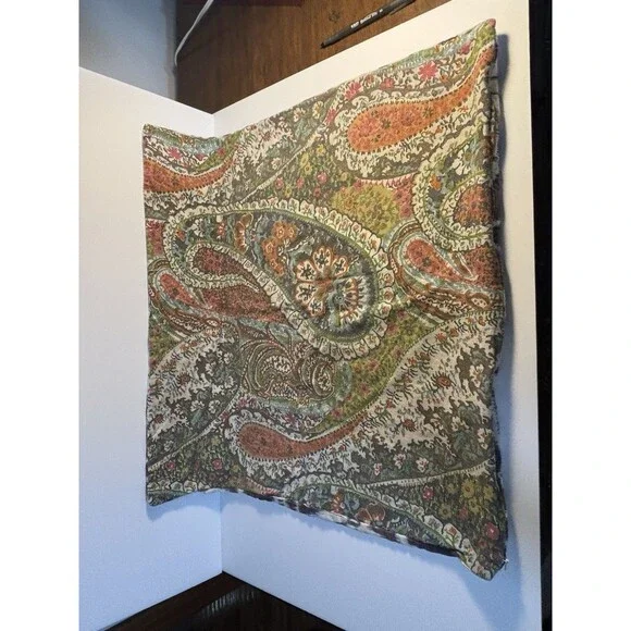 Pottery Barn Throw Pillow Cover Dual Print 22x22 Paisley