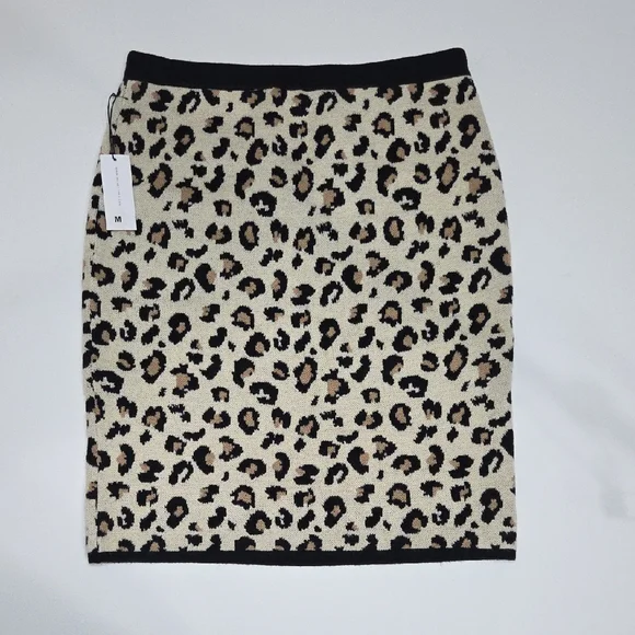 NWT Velvet by Graham & Spencer Leopard Print Pencil Skirt‎