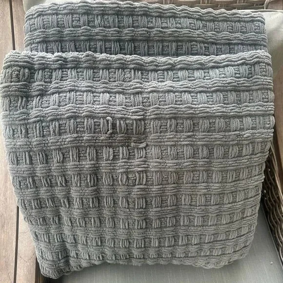 Pottery Barn Set Of Chenille Gray Pillow Covers (2) 20”x20”