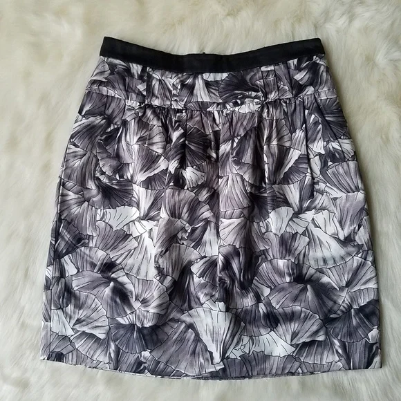 BCBGMaxAzria Cotton Blend Skirt with Pockets Sz 2