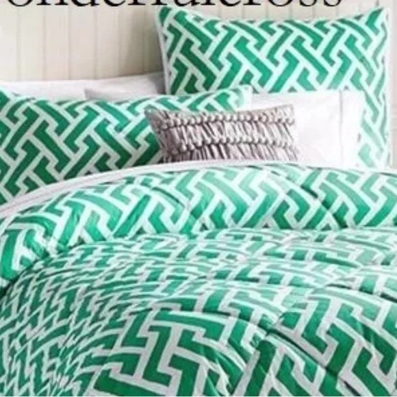 Pottery Barn teen Links A Lot pillow cases