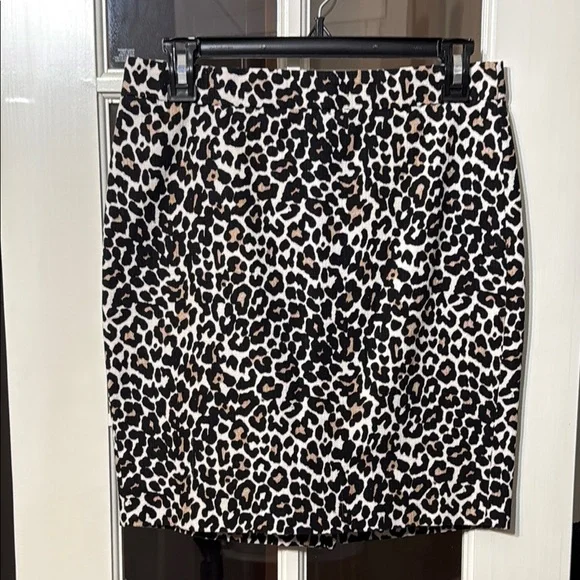 J CREW Classic Preppy Leopard Animal Print Pencil Skirt Size 2P