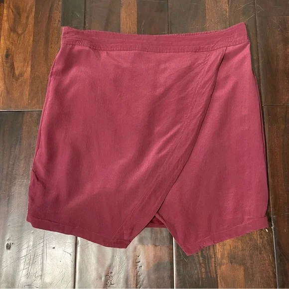 NWT Madewell Burgundy SILK PARKWAY SKIRT Crossover Faux Wrap Mini Size Large