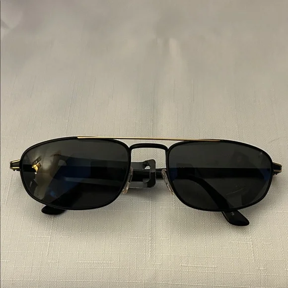Vintage Notorio N118 Stylish Black Sunglasses. New. 100% UV