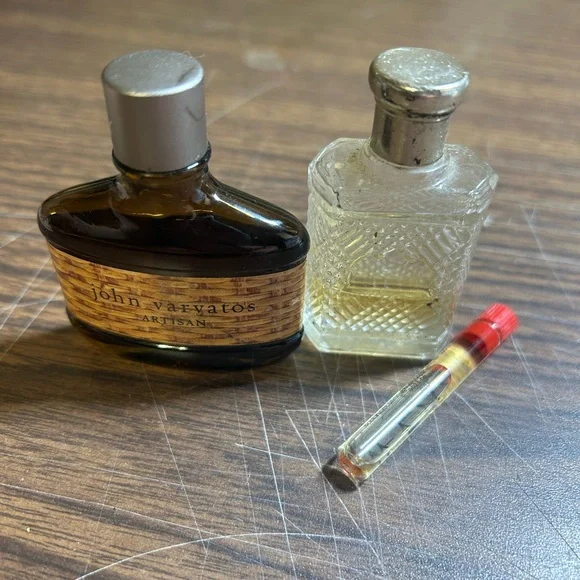 3 cologne John Varvatos Artisan Ralph Lauren Flair