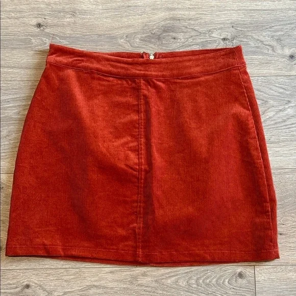 UNIQ Hearts Hips Rust Corduroy Back Zip Mini Skirt NWT Size Large
