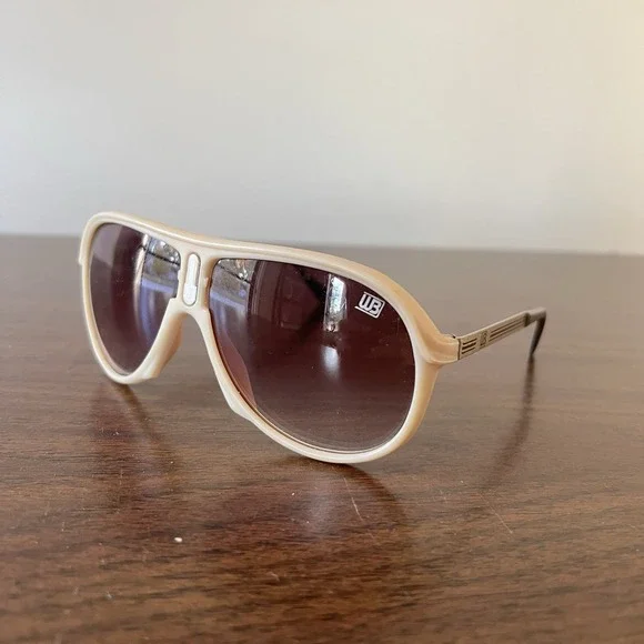 WB Vintage Aviator Sunglasses Cream Plastic‎ Metal Arms Taiwan R.O.C