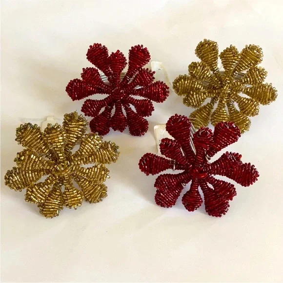 Pottery Barn Set of 4 Beaded Snowflake Napkin Rings