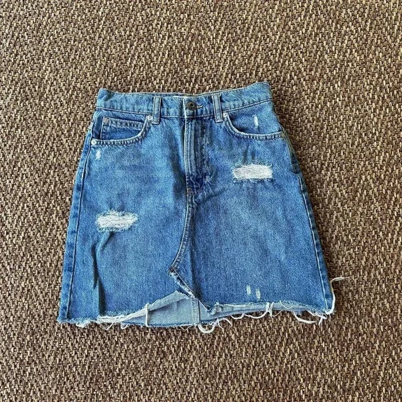 We The Free / Free People Mini Skirt Size 24 Cut Off Raw Hem Blue Denim