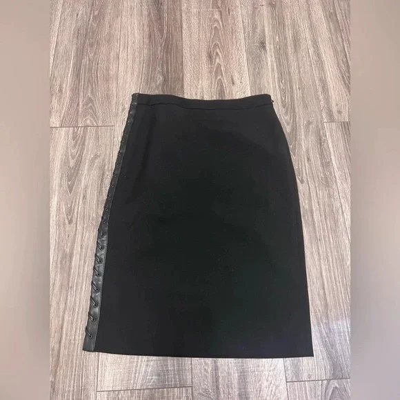 Bcbg Maxazria Black Pencil Skirt  Leather Lacing Sz 6