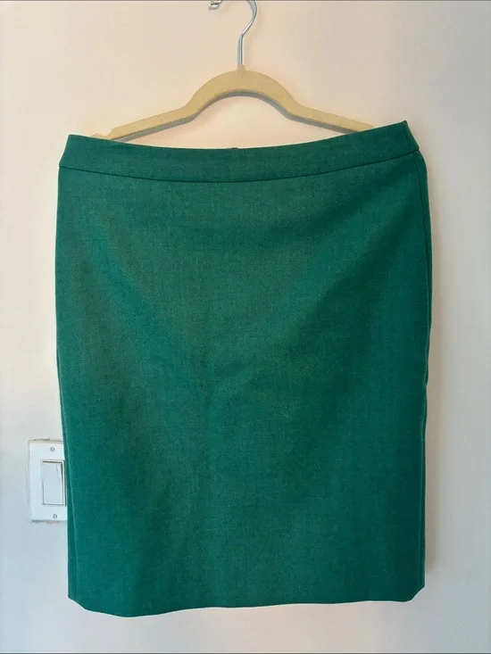 J. Crew 100% Wool Women's Green No. 2 Pencil Skirt Size 8