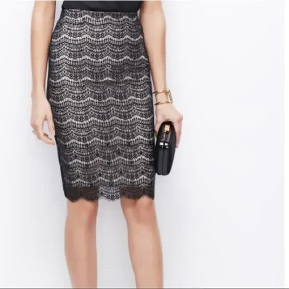 Ann Taylor  B&W Lace Midi Skirt