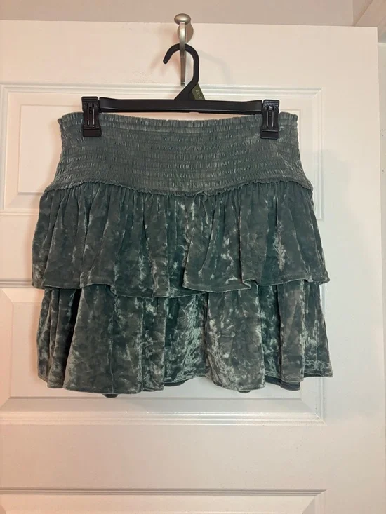 Aerie Frills n Thrills Sage Green SZ L velvet ruffle tiered mini skirt NWOT