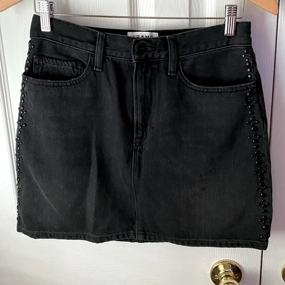 FRAME DENIM Black Dryden Studded Motif Denim Mini Skirt SZ 27 (S)