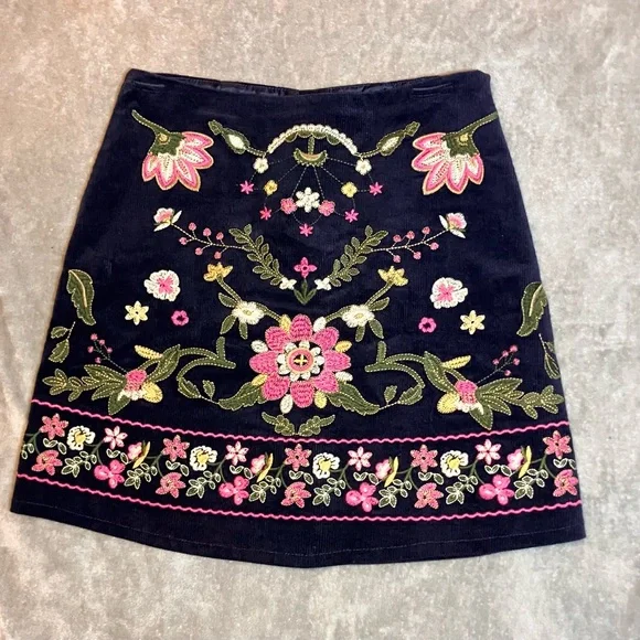 Harper Skirt‎ S Knee Length Blue Floral Embroidered Corduroy Lined Boho Academia