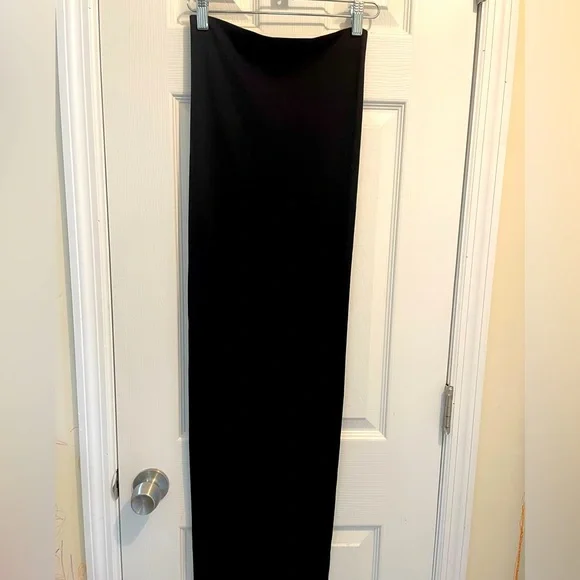Babaton Elegant Black Maxi Skirt
