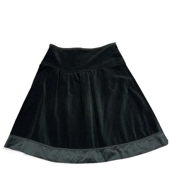 BCBGMaxAzria Black Velvety Midi Skirt Womens Sz 4 A Line Cocktail Party Romantic