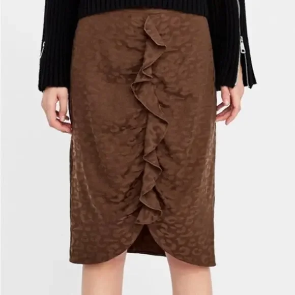 Zara Basic Brown Animal Print Ruffle Front Skirt Size: Medium