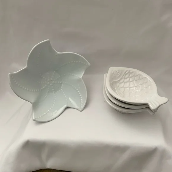(4) Piece Pottery Barn Summer bowl set