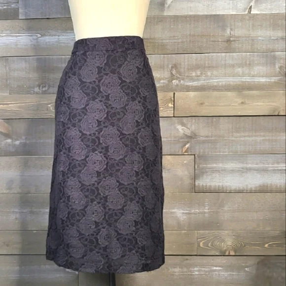 Anthropologie Maeve Alva Black/Gray Floral Lace Straight Pencil Skirt