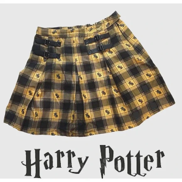 Harry Potter Pleated Plaid skirt Buckles Accents Women's Size Medium Embroidered