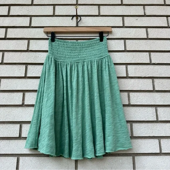 ATM Anthony Thomas Melillo Green Cotton Smocked Waist Raw Hem Skirt XS Boho Chic